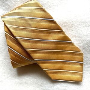 Brooks Brothers Makers Necktie Yellow & Pale Blue Striped Foulard Silk USA Made